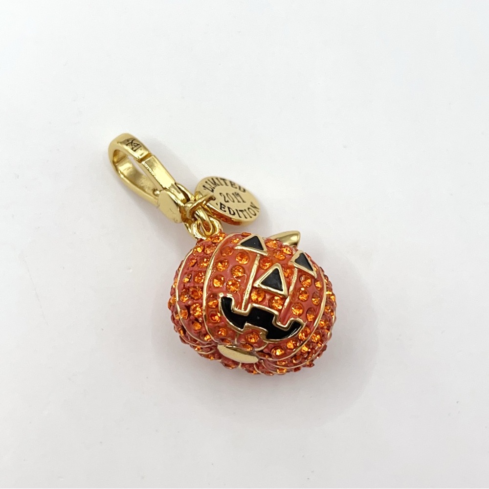 Juicy Couture pave pumpkin charm